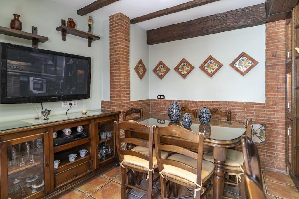 Casa Con Patio Y Terraza En Barrio Historico De La Villa, Junto Al Adarve Priego de Córdoba Exterior foto